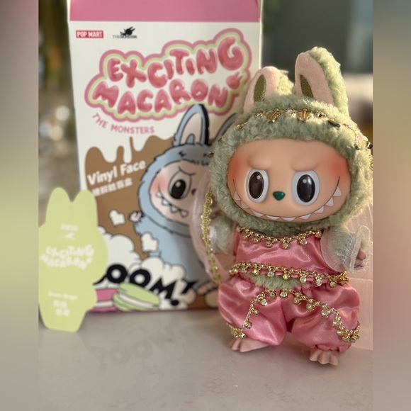 Labubu plush Pop Mart's The Monsters EXCITING series, in a custom outfit NWB - Picture 10 of 13